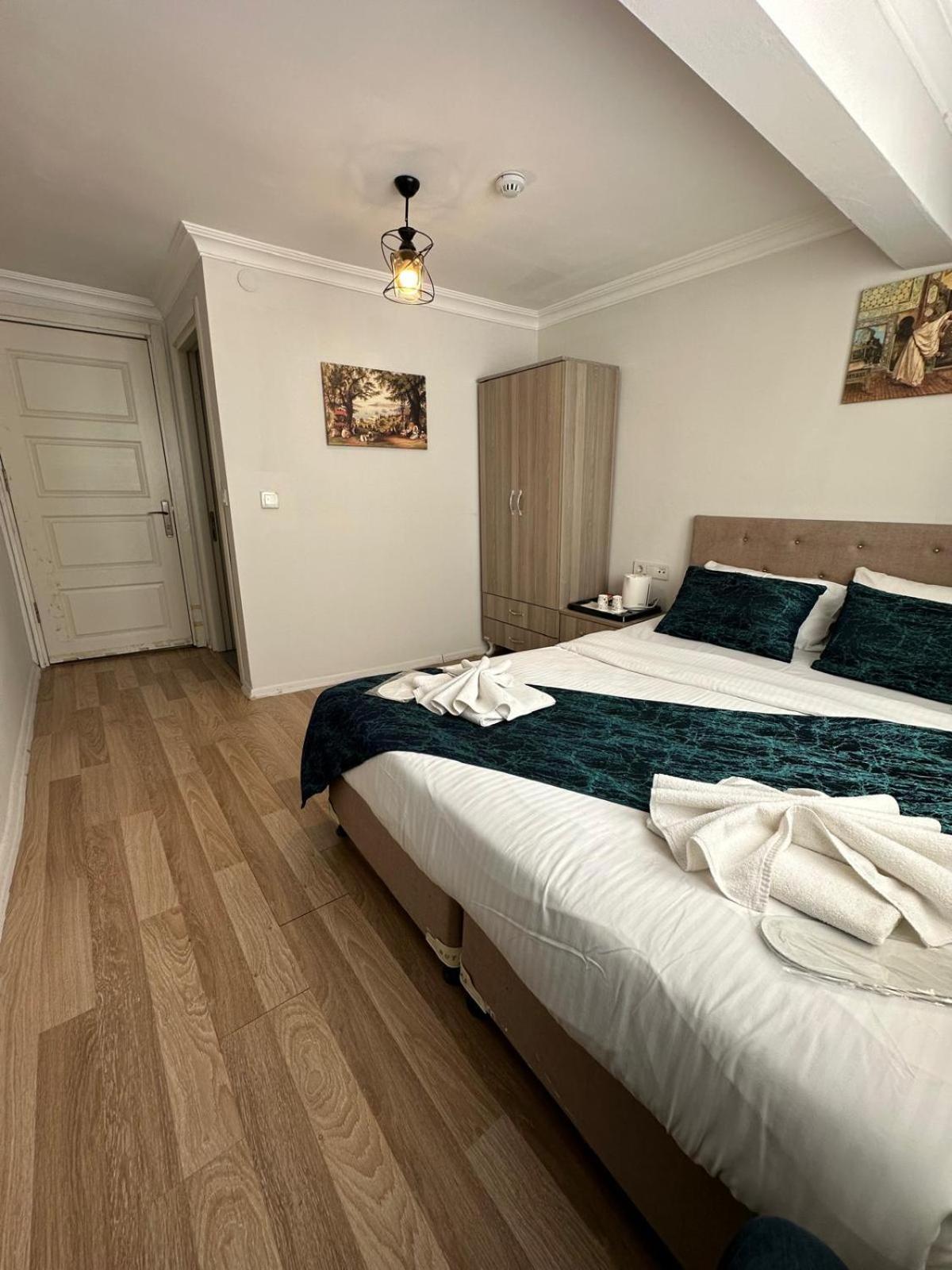 Hotel Estambul Ngoại thất bức ảnh